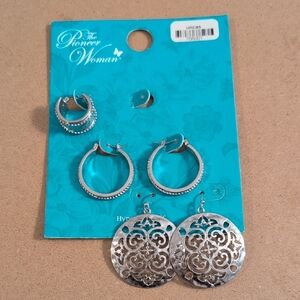 The Pioneer Woman Ornate Filigree Hoop Earrings Set in Silver